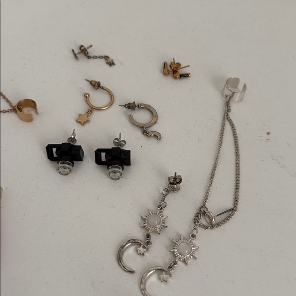 Earring bundle - Picture 4 of 5